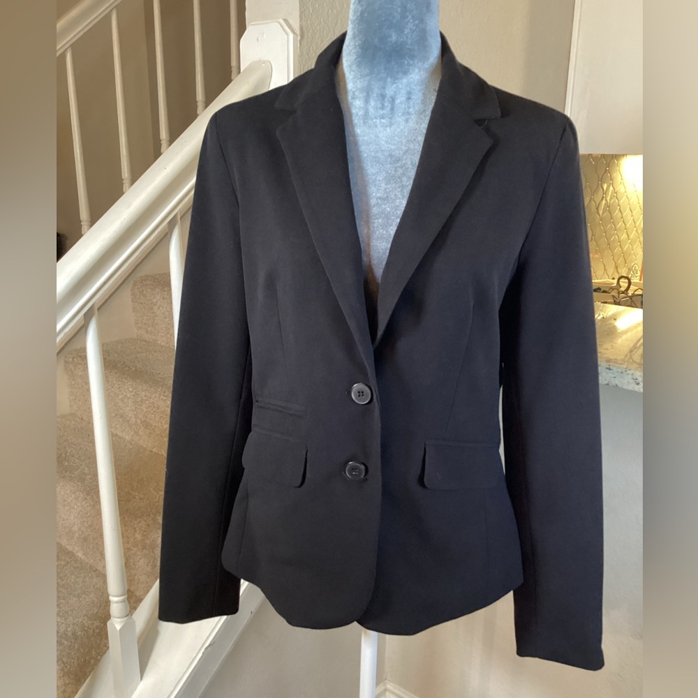 New York & Company Tailored Fit Black Blazer Size 10